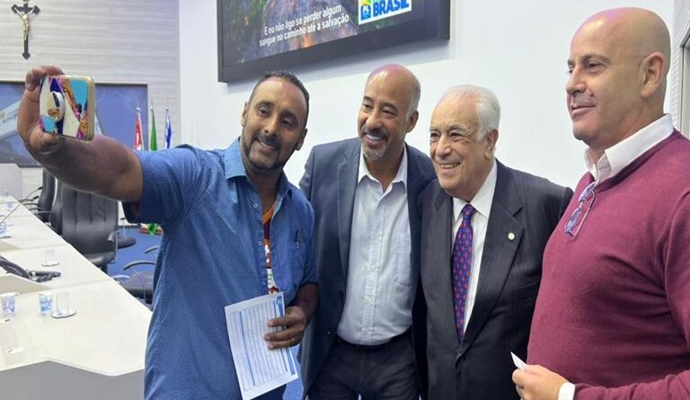 Foto e Fonte : Assessoria de Imprensa deputado Antonio Carlos Rodrigues