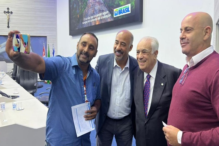 Foto e Fonte : Assessoria de Imprensa deputado Antonio Carlos Rodrigues