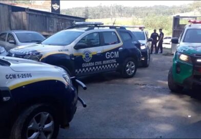 GCM de Cotia recupera carga de carne roubada em Tatuí após perseguição e cerco policial