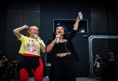 Joelma e Viviane Batidão se encontram em ensaio para apresentação no Rock in Rio