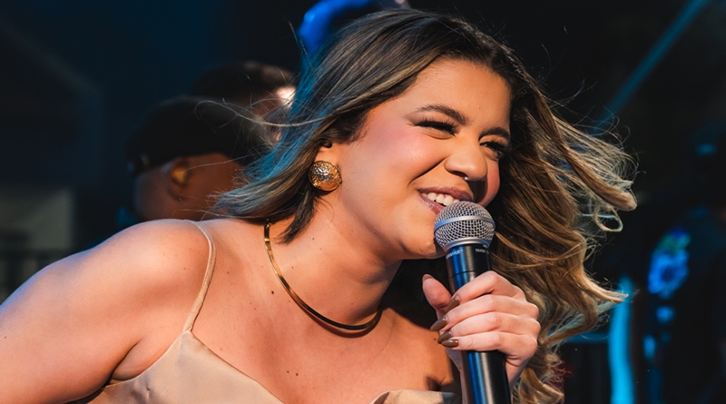 Yasmin Sensação celebra 1 ano de “Dependente”, hit que marcou sua trajetória no arrocha